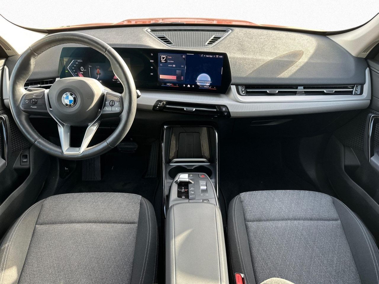BMW X1 xDrive20d AHK,DA+,AdpLED,KomZug,AktiSi,Kamera foto 11