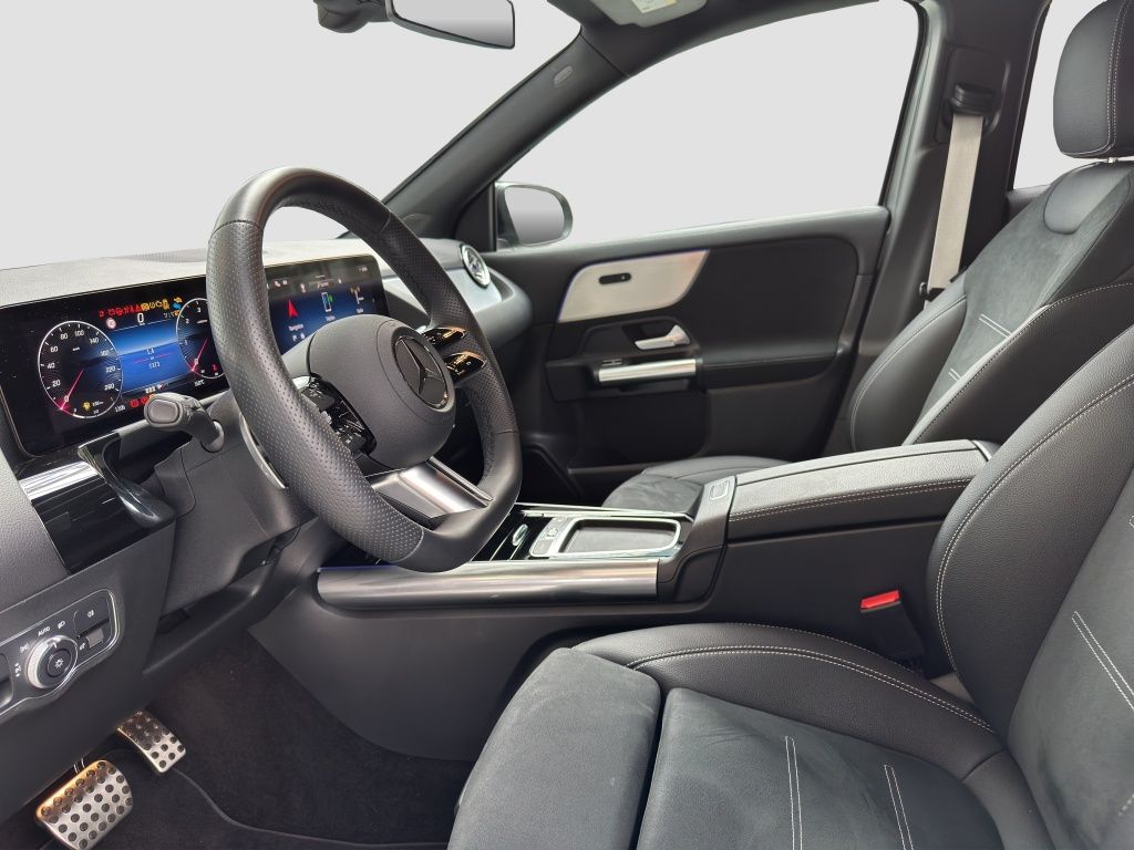 Fahrzeugabbildung Mercedes-Benz GLA 200 d AHK*Fernlichtass.*KeyLess*LED*PDC*ACC