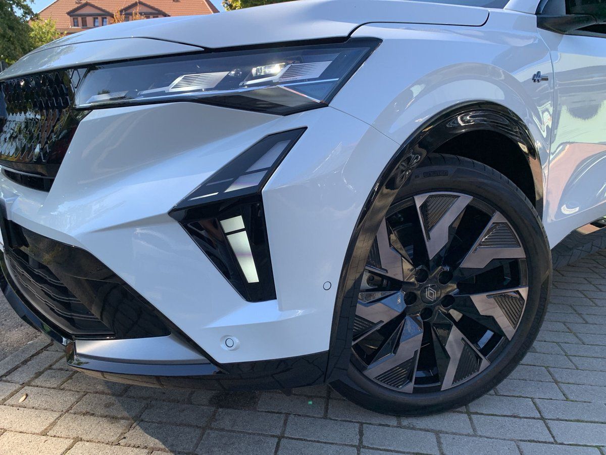 Renault Rafale - Bild 24