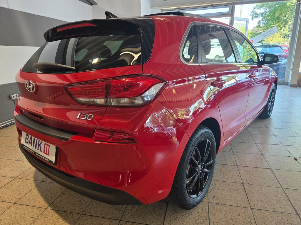 Hyundai i30 Intro HU AU NEU – Ansicht 7