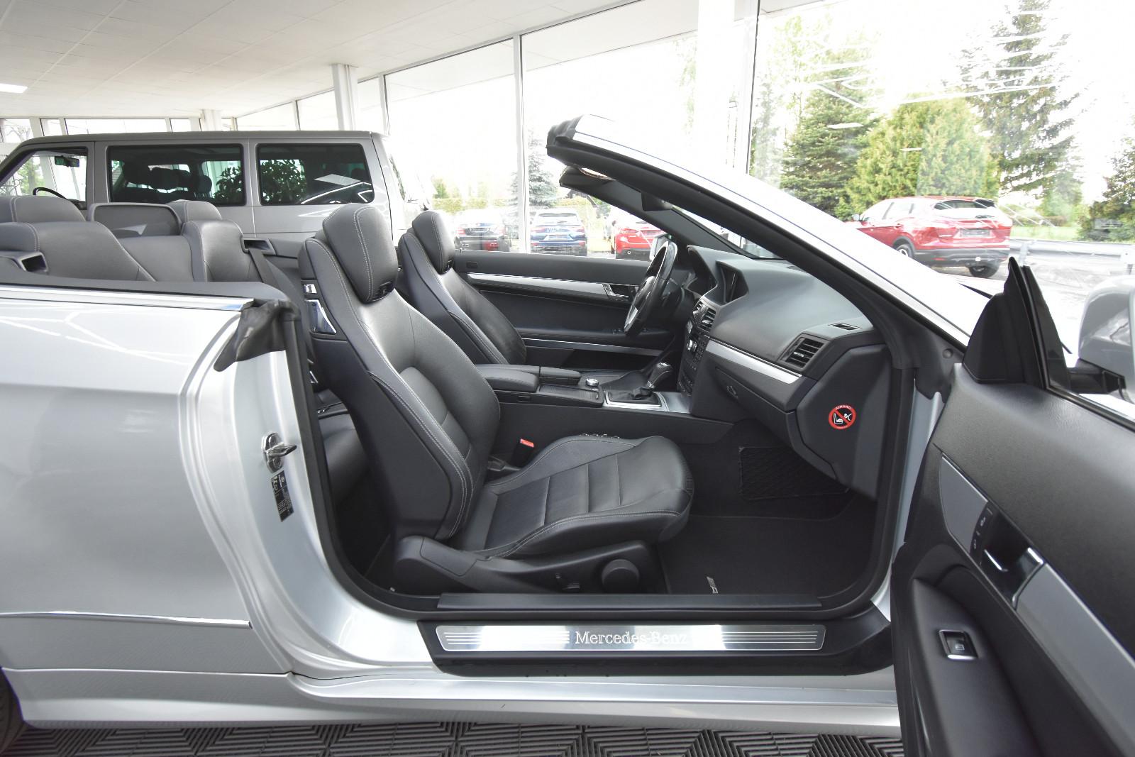 Mercedes-Benz E 250 Cabrio SHZ NAVI SBL AHK TEMP