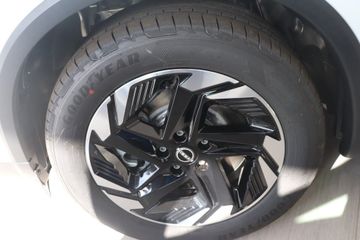 Fotografie 5 des Nissan Qashqai 1.5 VC-T e-Power N-Connecta