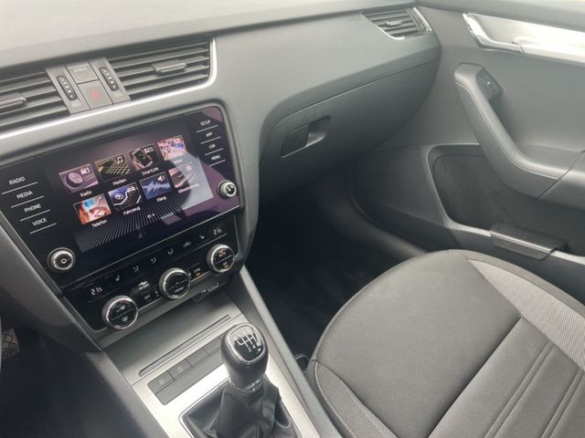 Skoda Octavia Combi III 1.0 TSI Tour *DAB*SHZ*TEL* ALU
