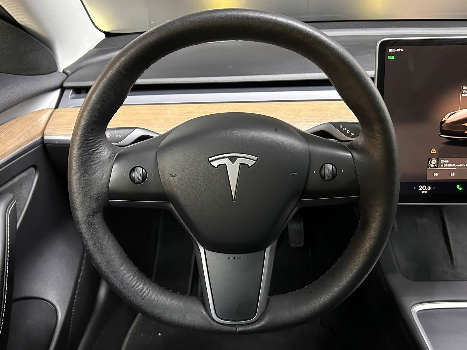 Fahrzeugabbildung Tesla Model 3 Long Range Dual AWD PANO+LED+NAVI+KAM+WP