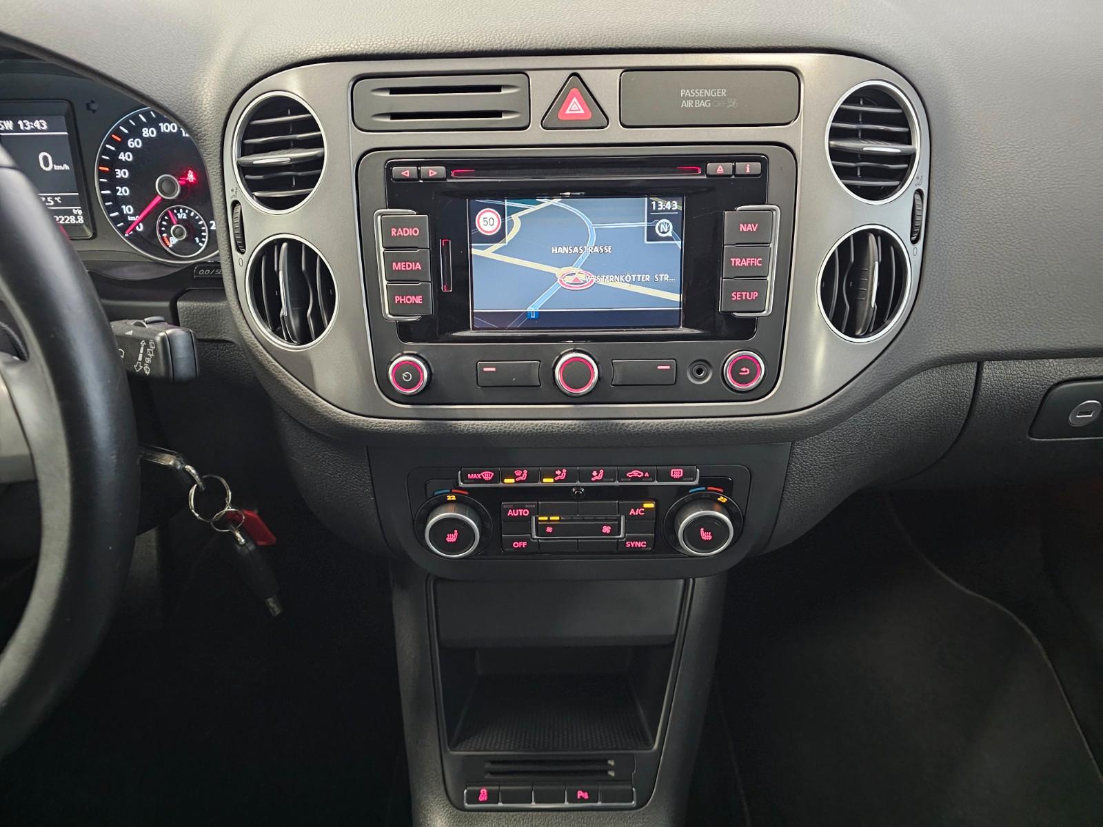 Volkswagen Golf Plus 2013 — photo 15