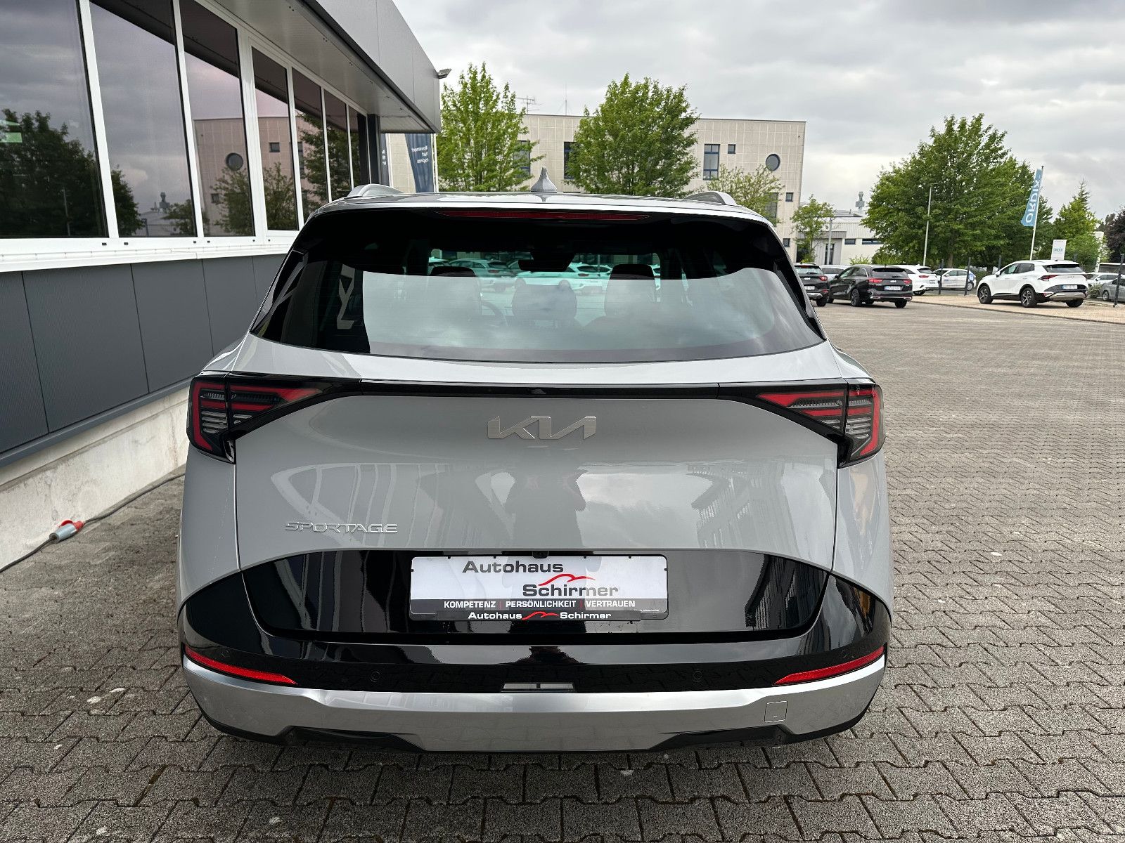 Fahrzeugabbildung Kia Sportage FL 1.6T 2WD DCT SPIRIT DRIVE SOUND