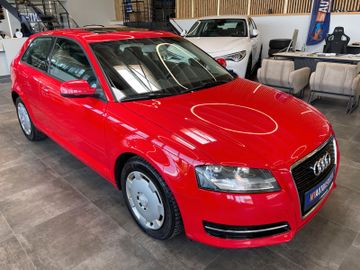 Audi A3 2.0 TDI Attraction*TÜV1226*Klima*Schiebedach
