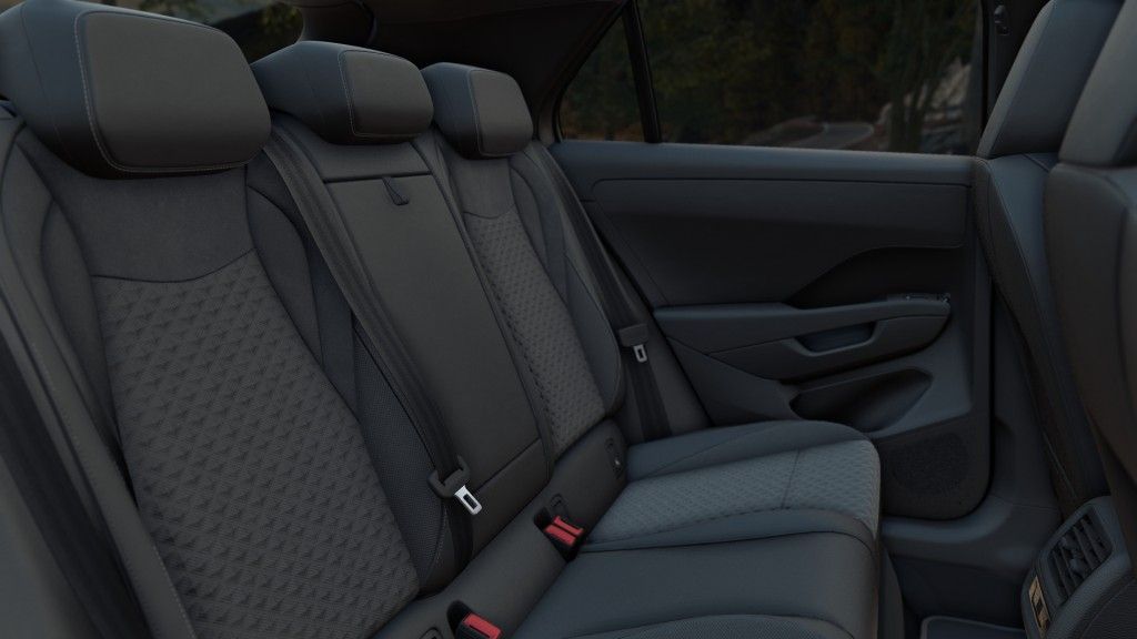 Fahrzeugabbildung Volkswagen T-Roc 1.5 eTSI DSG R-Line Black Style  AHZV