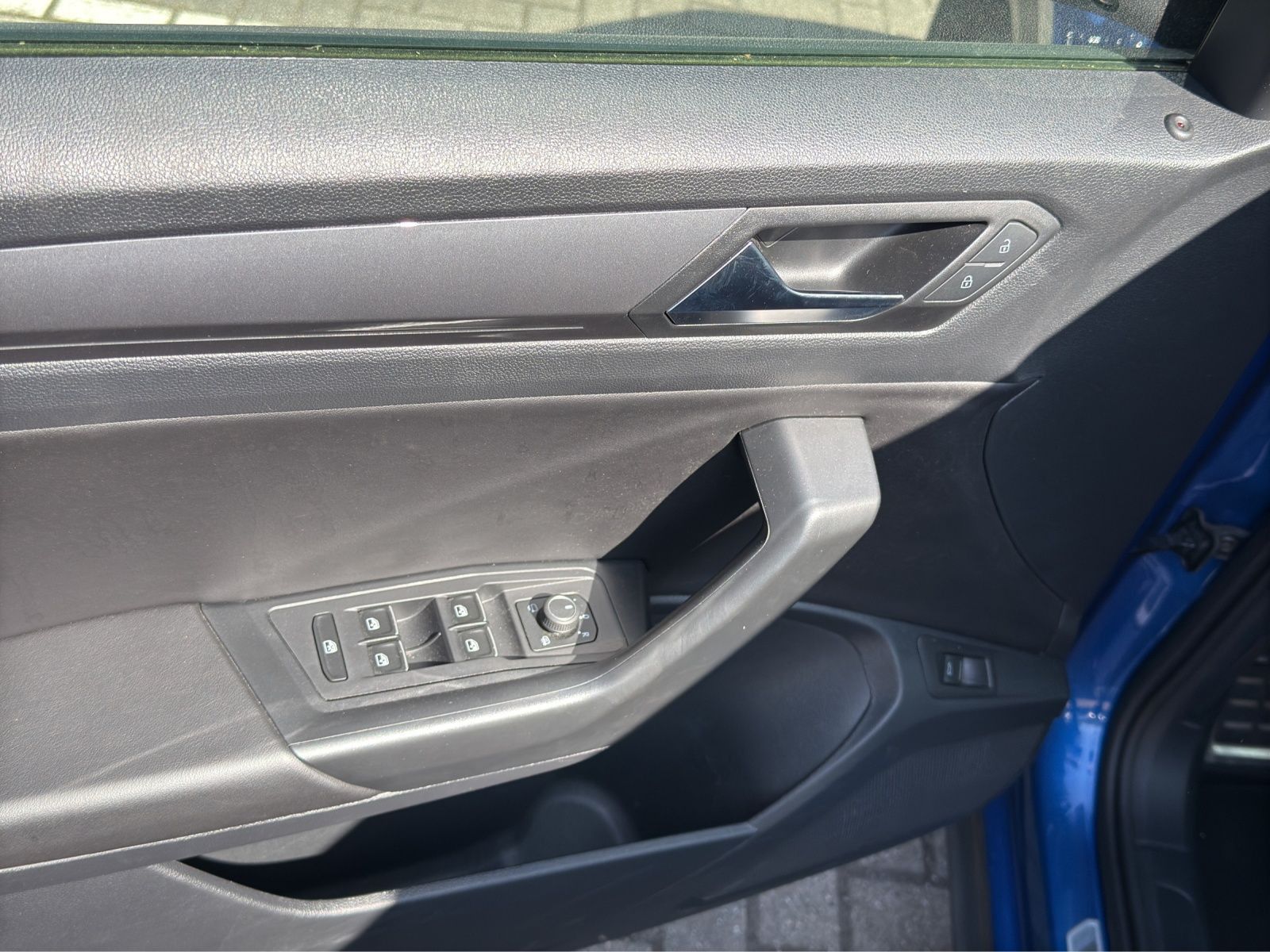 Volkswagen T-Roc - Bild 9