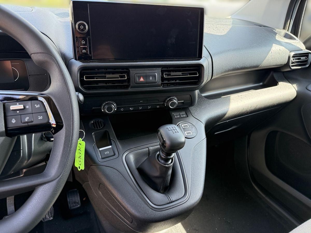 Fahrzeugabbildung Fiat Doblo XL Kastenwagen 130 MT6
