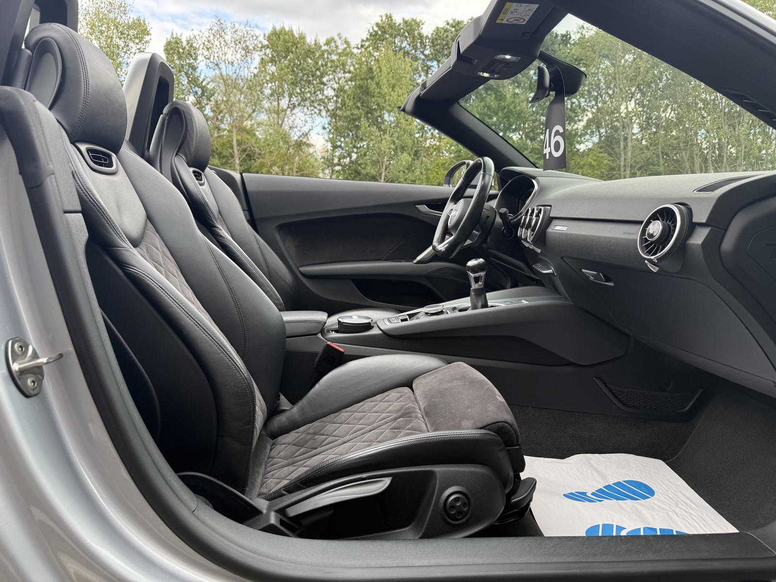 Audi TT 2.0 TDI ultra *S-line*VC*NAVI*PDC*