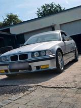 BMW E36 Coupe 318is Oldtimer - BMW 318: 318is