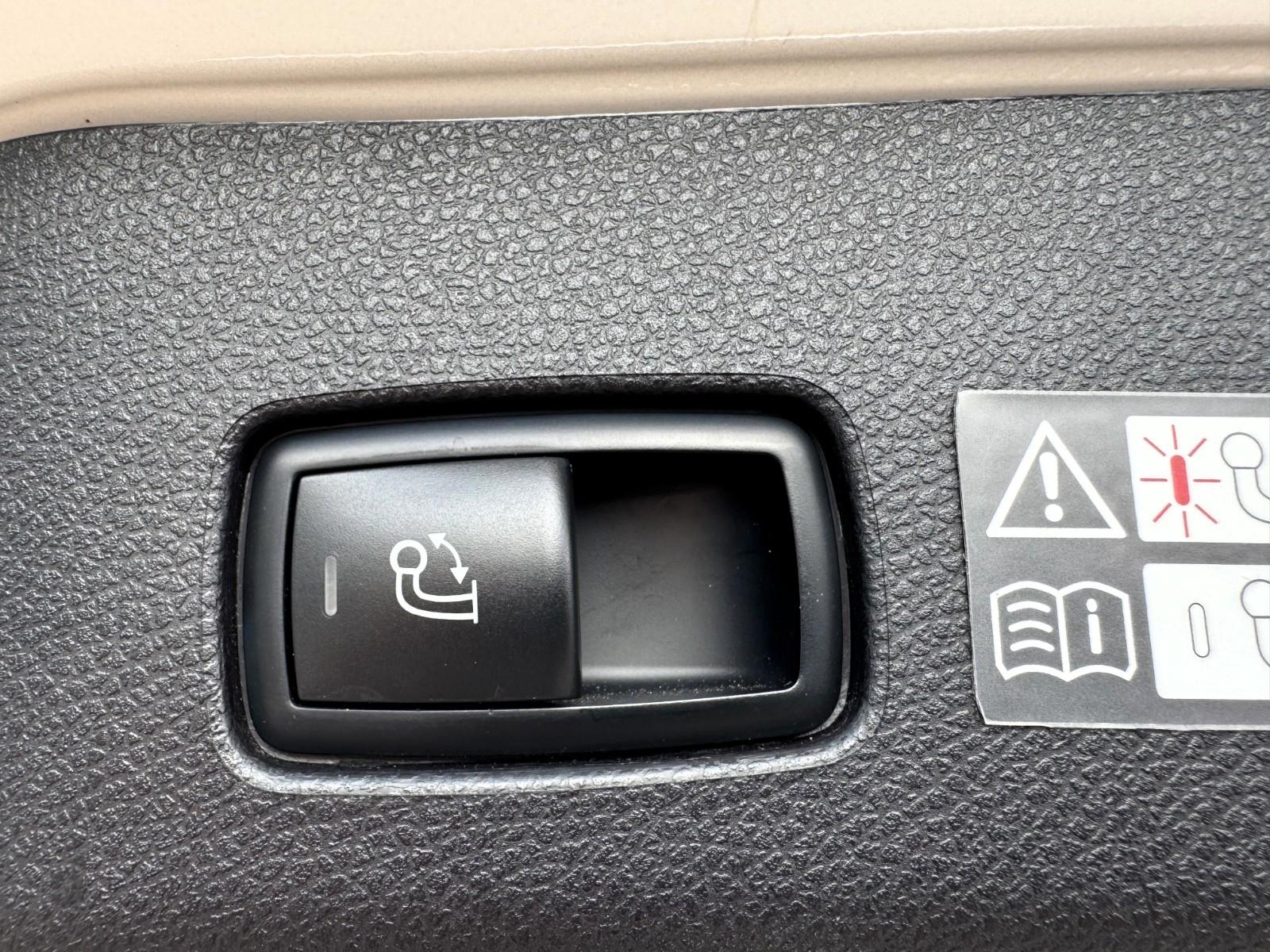 Mercedes-Benz ML AMG 63 4Matic *Airmatic/Pano/ACC/H&K/LED*