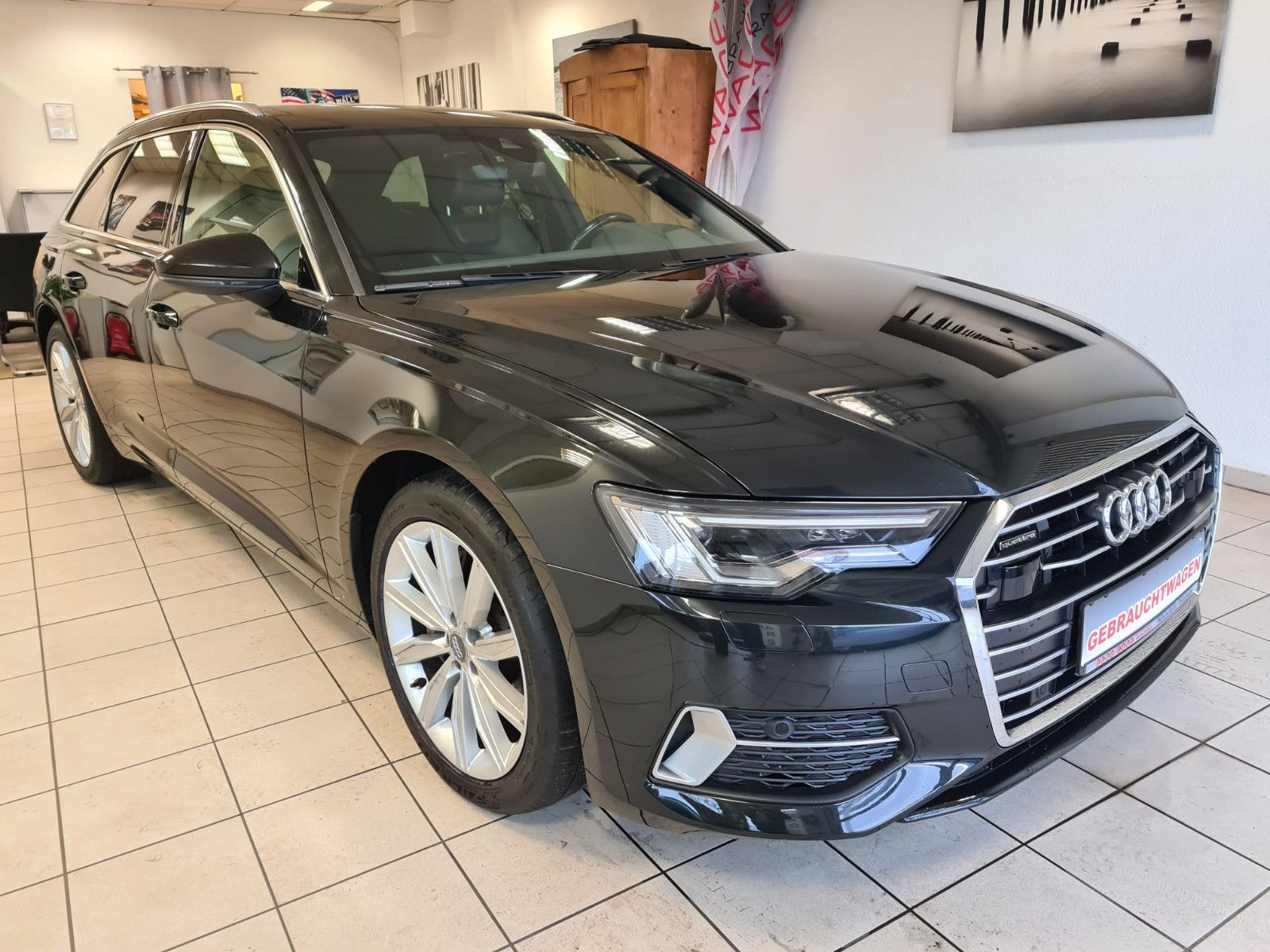 Fahrzeugabbildung Audi A6 Avant 50 TDI quattro sport /LEDER/MATRIX-LED