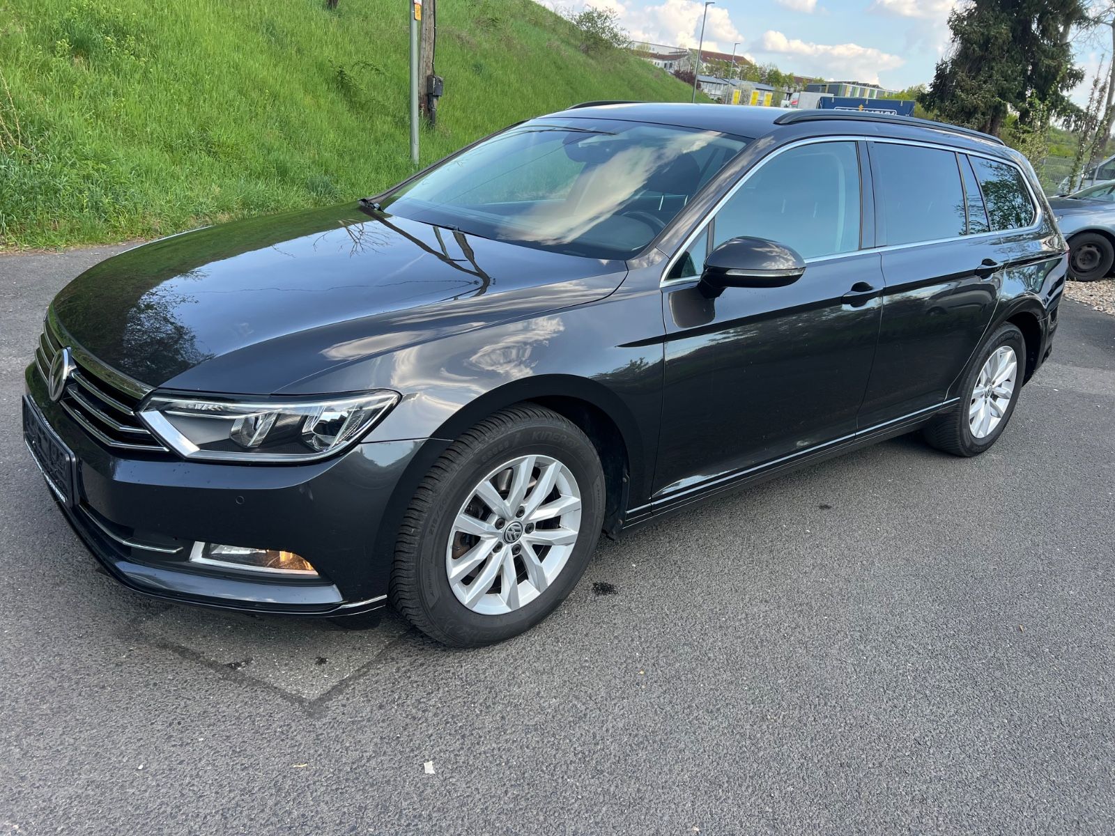 VW Passat Variant
