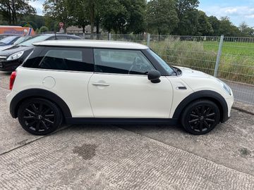 MINI One First - 3