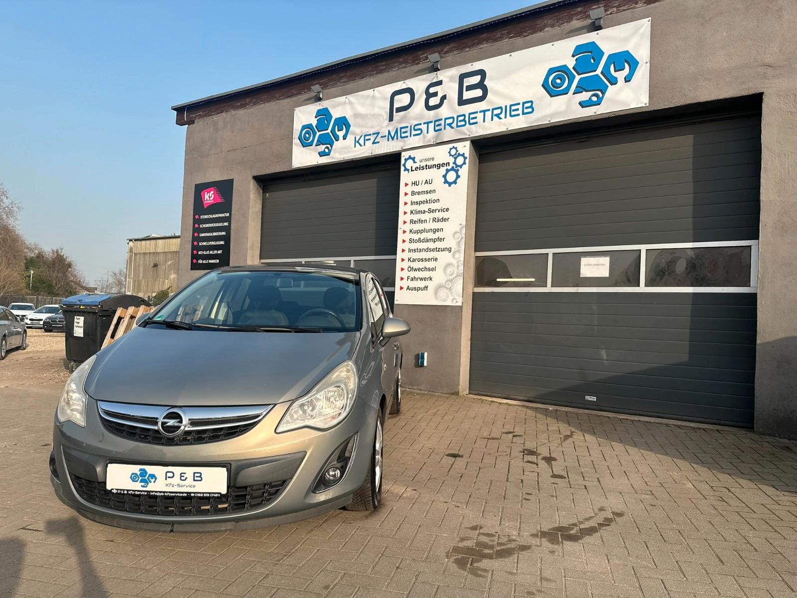 Opel Corsa D *NAVI*KLIMA*FAHRRADTRÄGER*INSP*