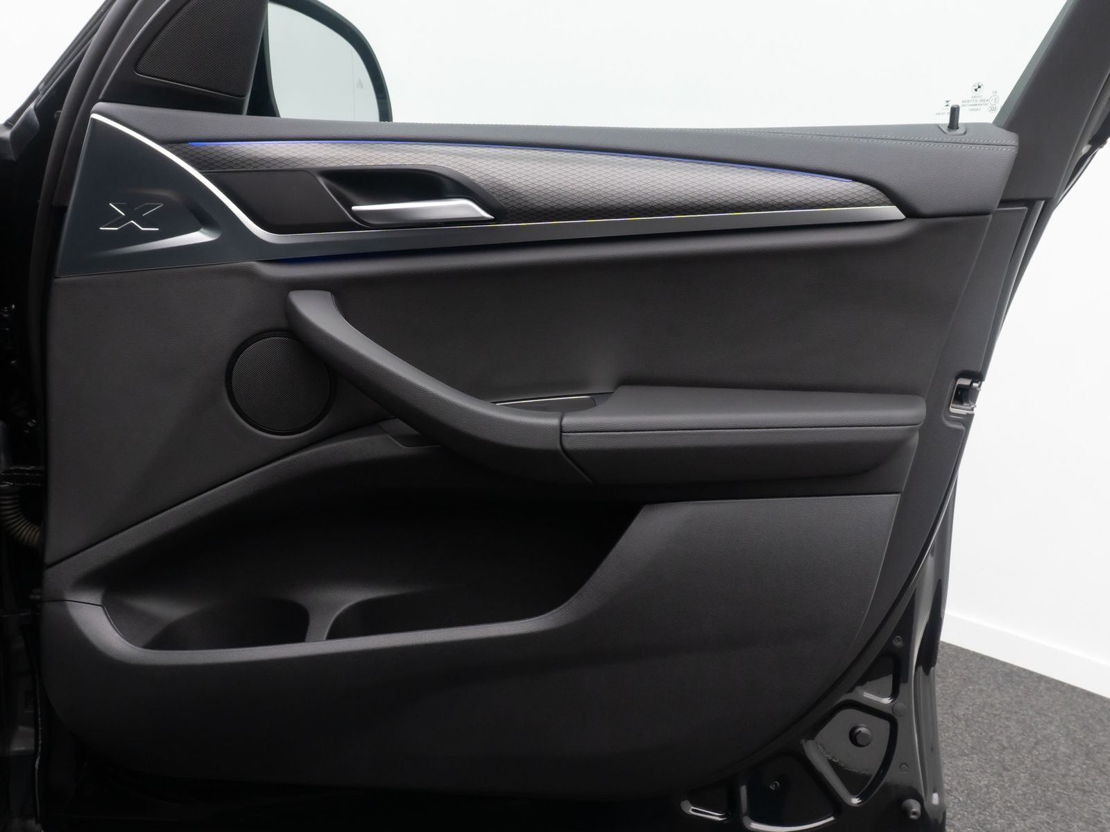 Fahrzeugabbildung BMW X3 M40d Laser HUD DAB Komfort Kamera HiFi 20Zoll