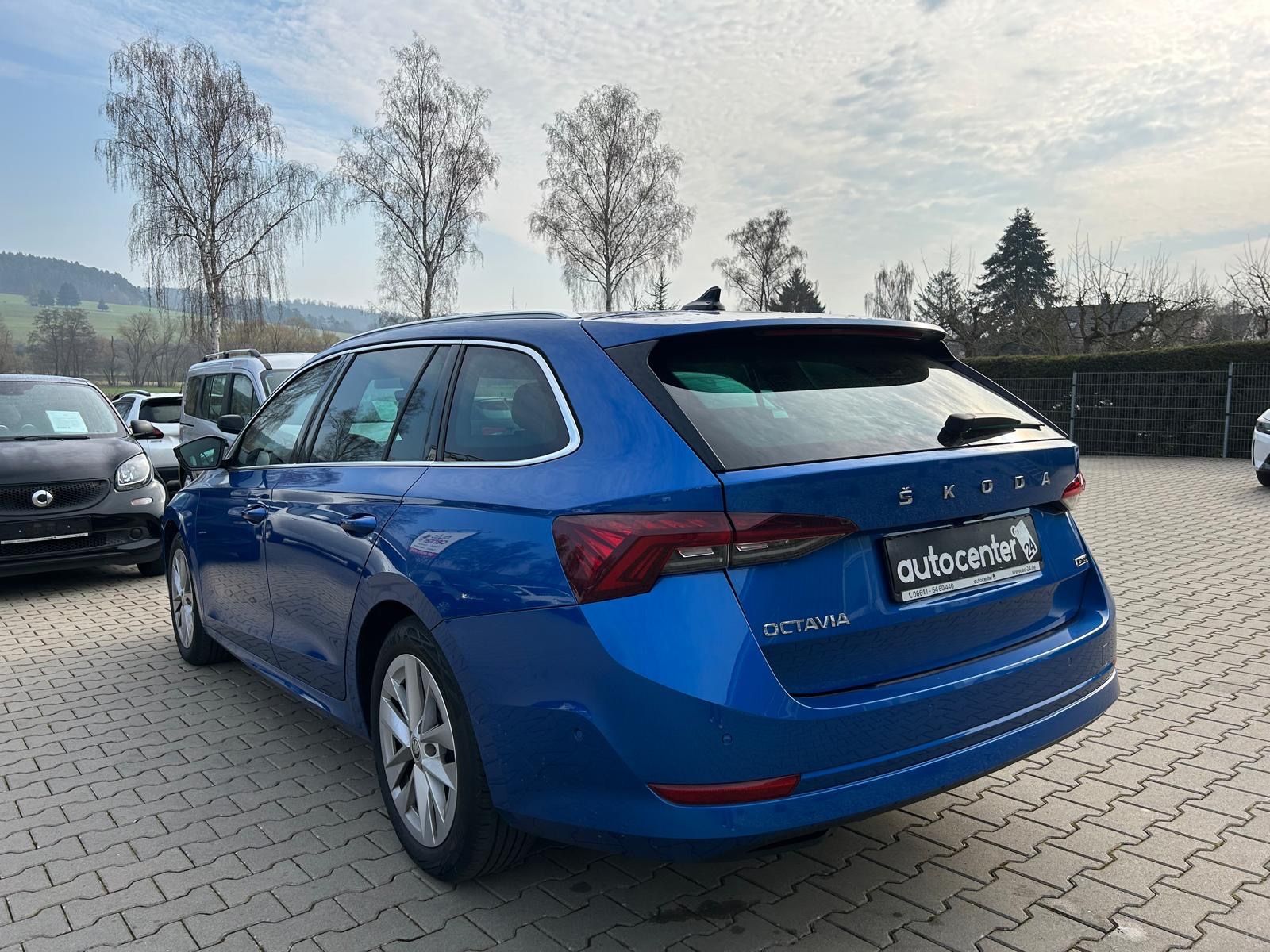 Fahrzeugabbildung SKODA Octavia Style°AHK°DSG°Memory°Kamera°LED°HeadUp