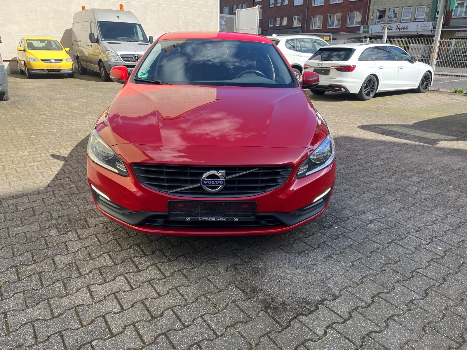 Volvo V60 D3-AUTOMATIK-KLIMAAUT-NAVI-EURO6-ALU-1HAND