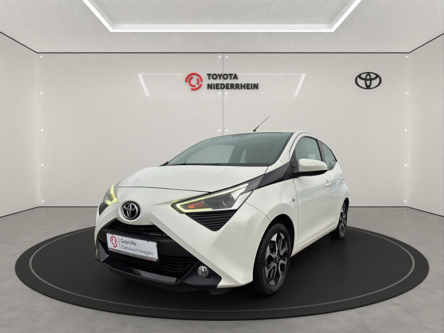 Toyota Aygo X-Play Team D 5-Türer+KLIMA+ALU+RFK+CARPLAY