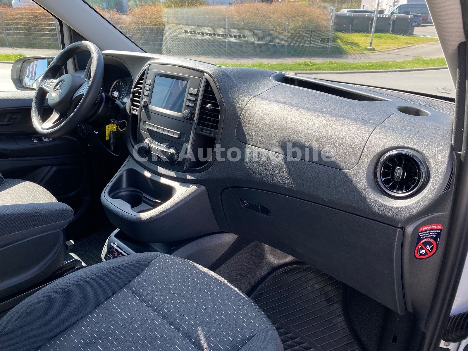 Fahrzeugabbildung Mercedes-Benz Vito Tourer 116 Pro lang Autom./8 Sitze/Navi/Kam