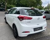 Hyundai i20 YES! - Hyundai: Unfallwagen