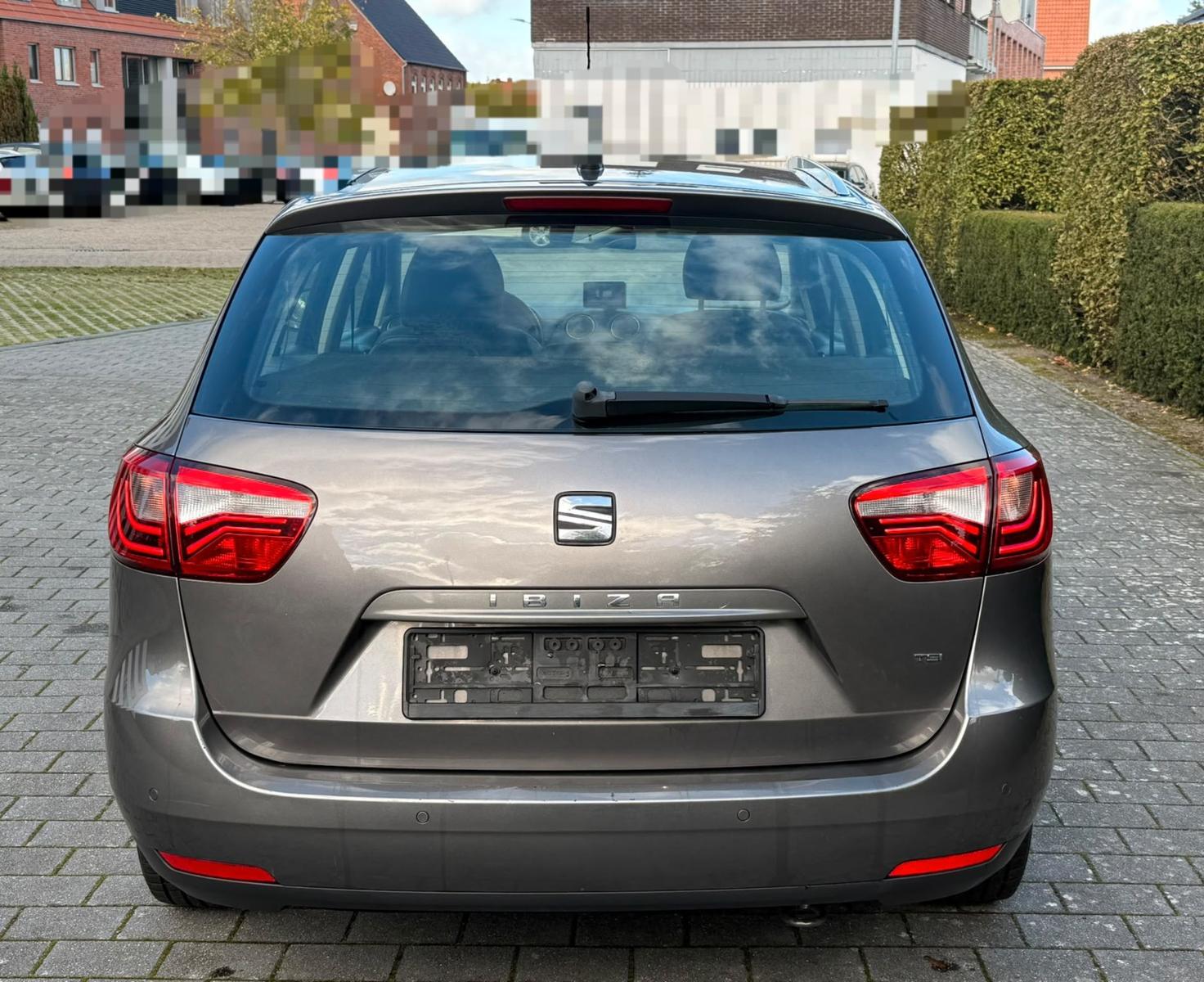 Seat Ibiza 2014 — двигун 1.197 cm³, 105 HP (77kW)