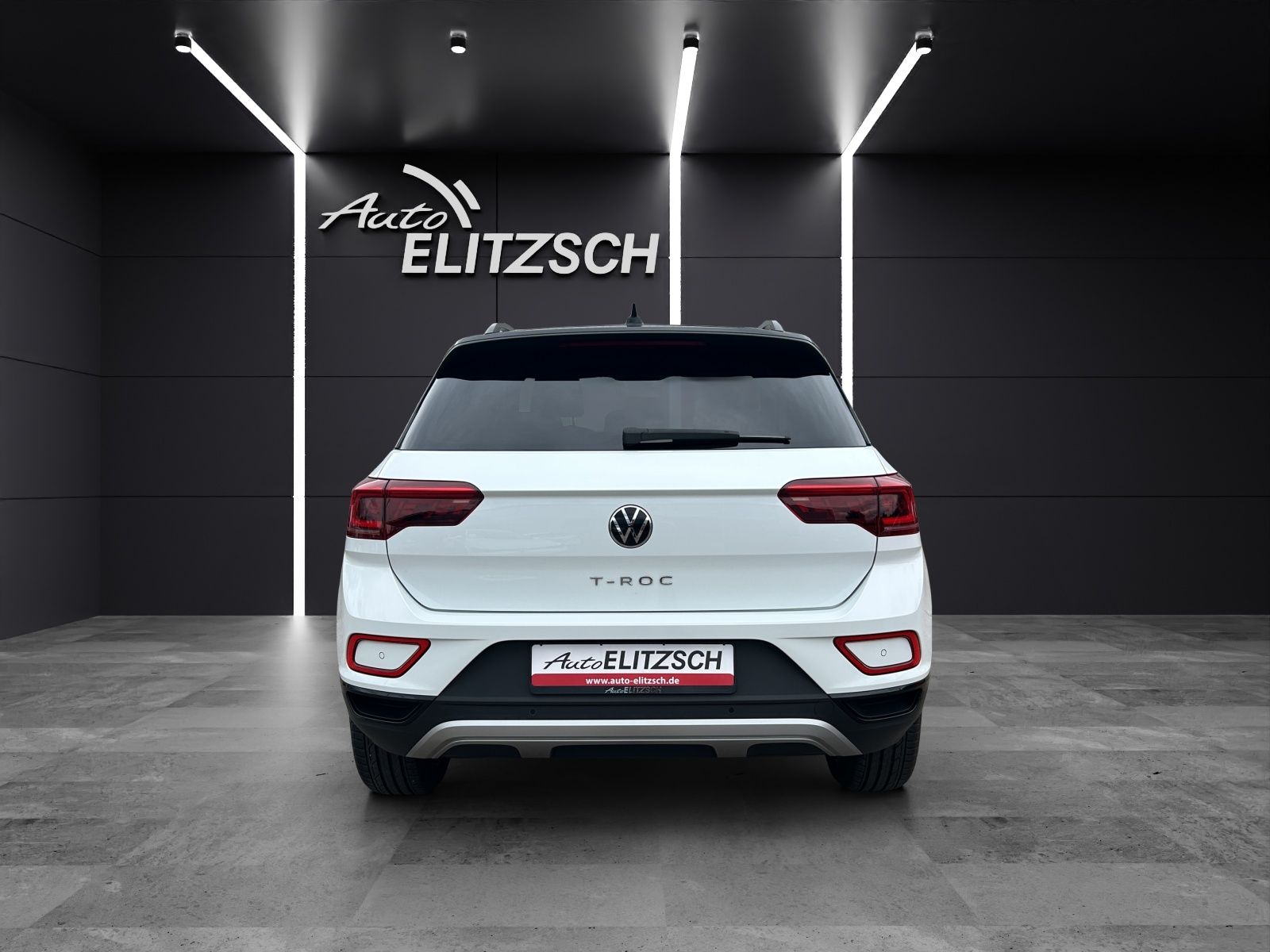 Fahrzeugabbildung Volkswagen T-Roc TDI Style DSG Matrix Navi ACC RFK Pano SHZ
