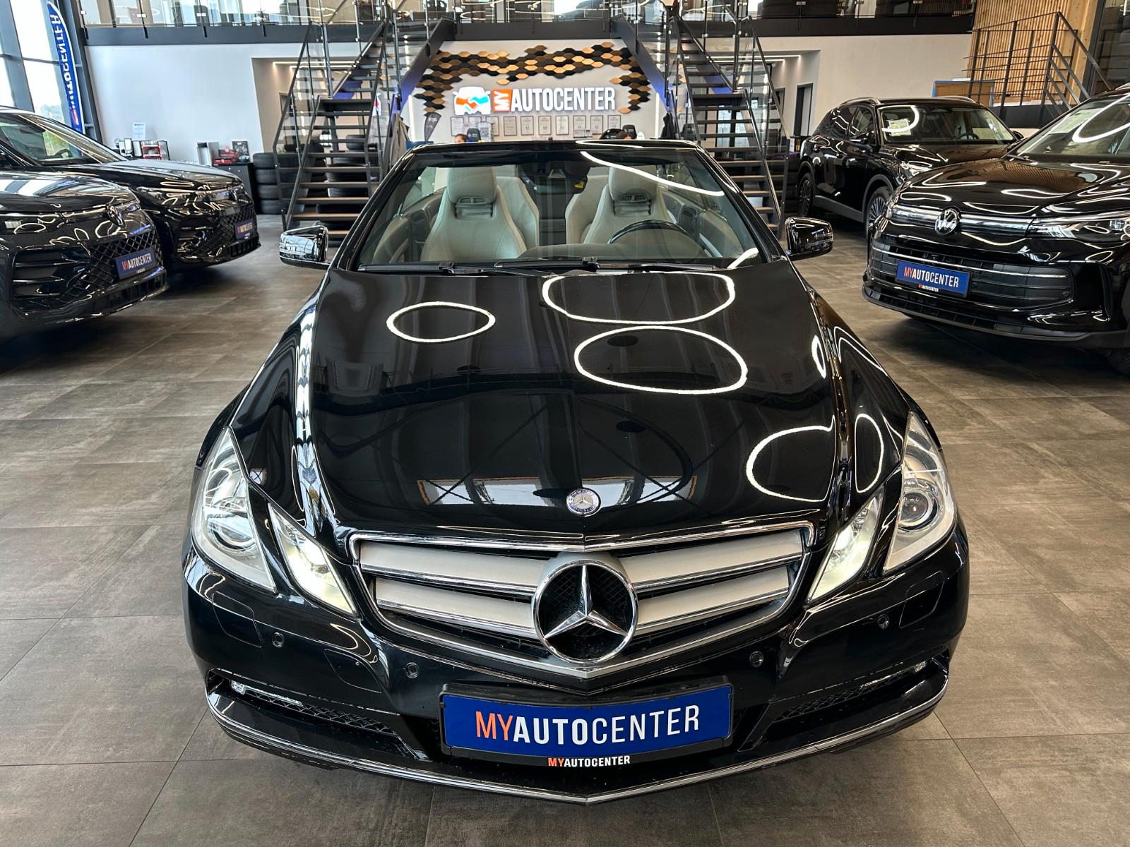 Mercedes-Benz E 200 *NACKENHZ*SITZHZ/Belüftung*NAVI*PDC*TEMPO*