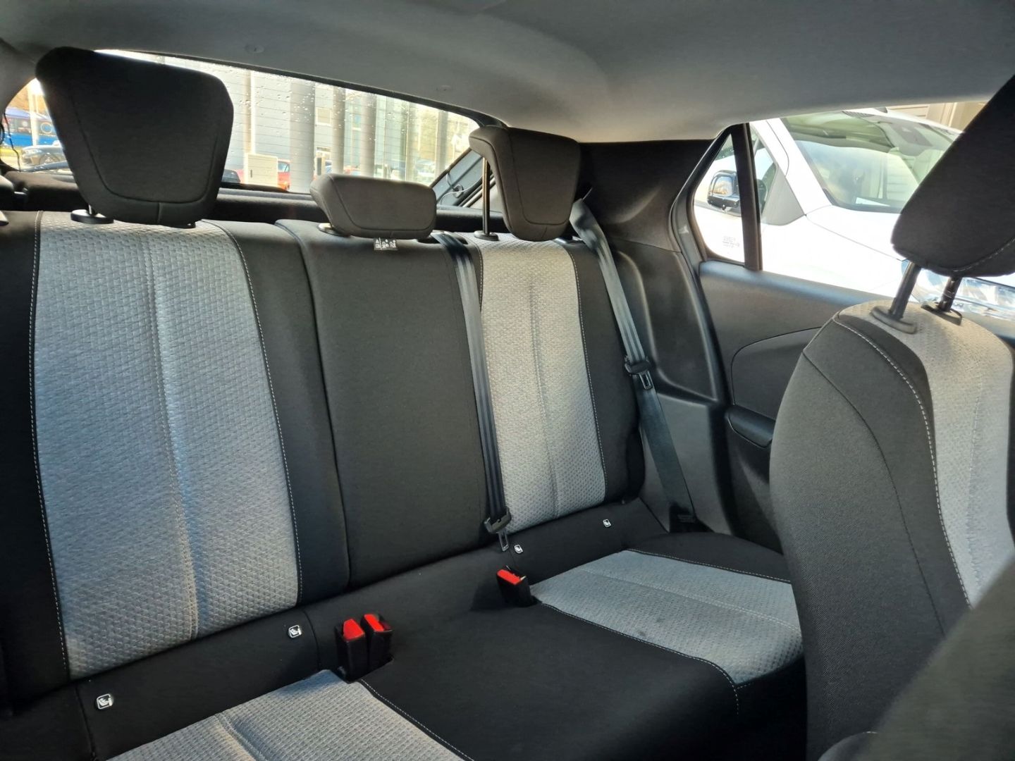 Fahrzeugabbildung Opel Corsa F Edition 1.2 Turbo EU6e Apple CarPlay And