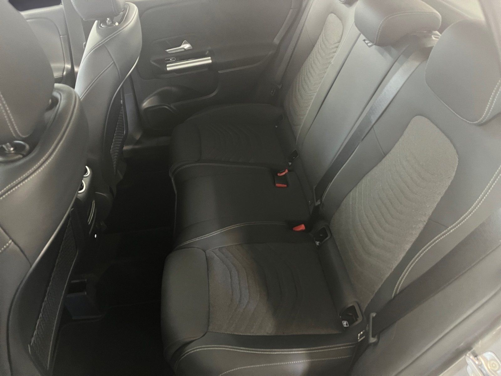 Fahrzeugabbildung Mercedes-Benz B 200 Progressive*Distronic*Totwinkel*MulitBeam*