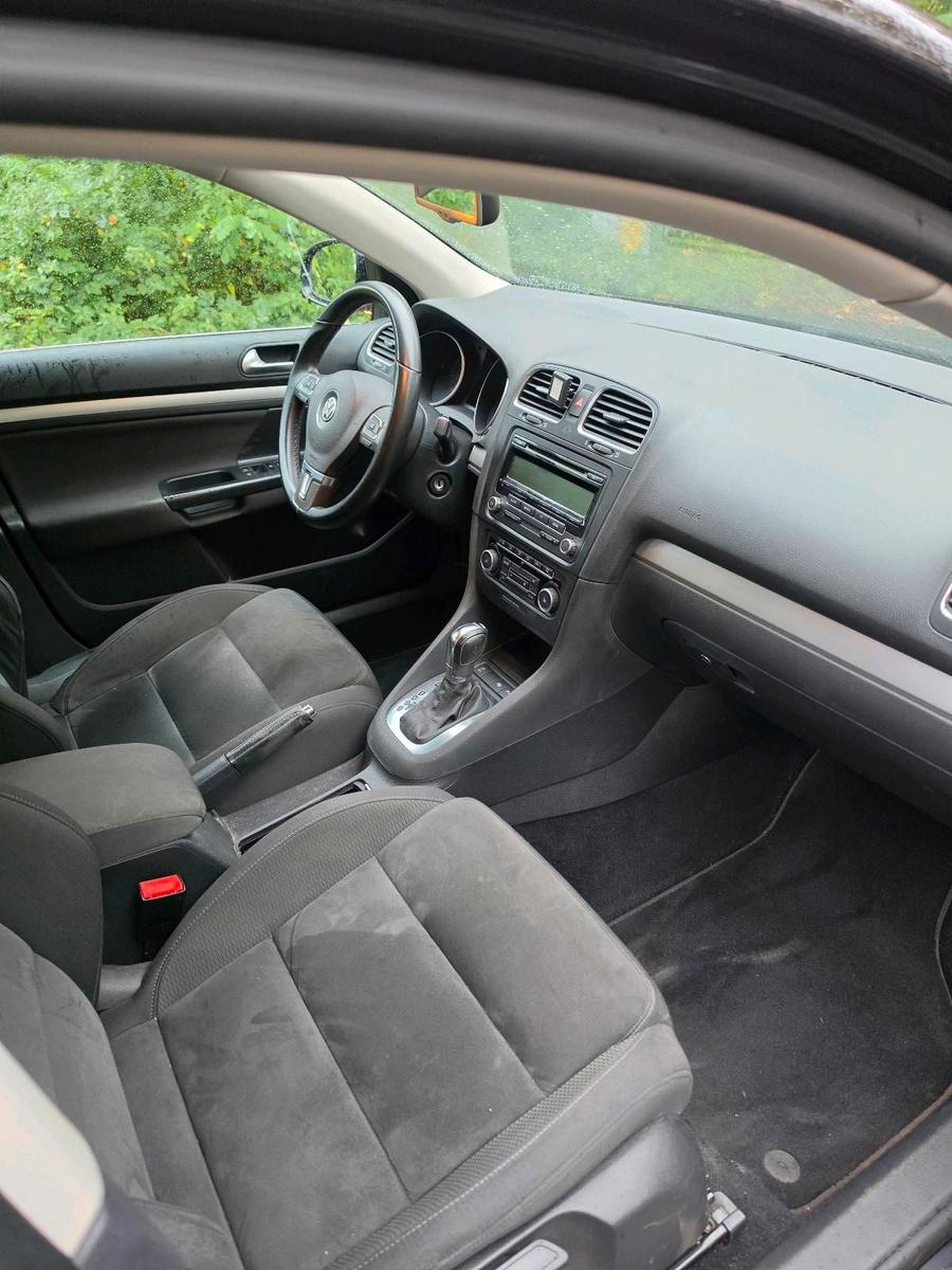 Volkswagen Golf 2011 — engine 122 HP (90kW)