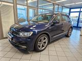 Volkswagen Tiguan R-Line Allwetterreifen,LED,Pano-Dach - Volkswagen Tiguan: R