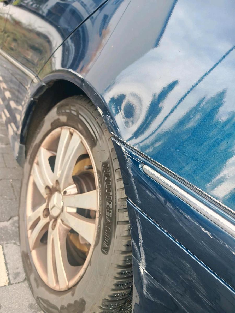 Mercedes-Benz C230 2004 — photo 5