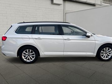 Volkswagen Passat Variant - 8
