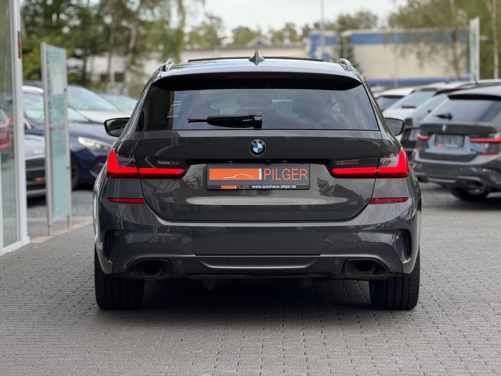 BMW M340d xDrive Laser H K Pano Standheiz. Alcantara foto 5
