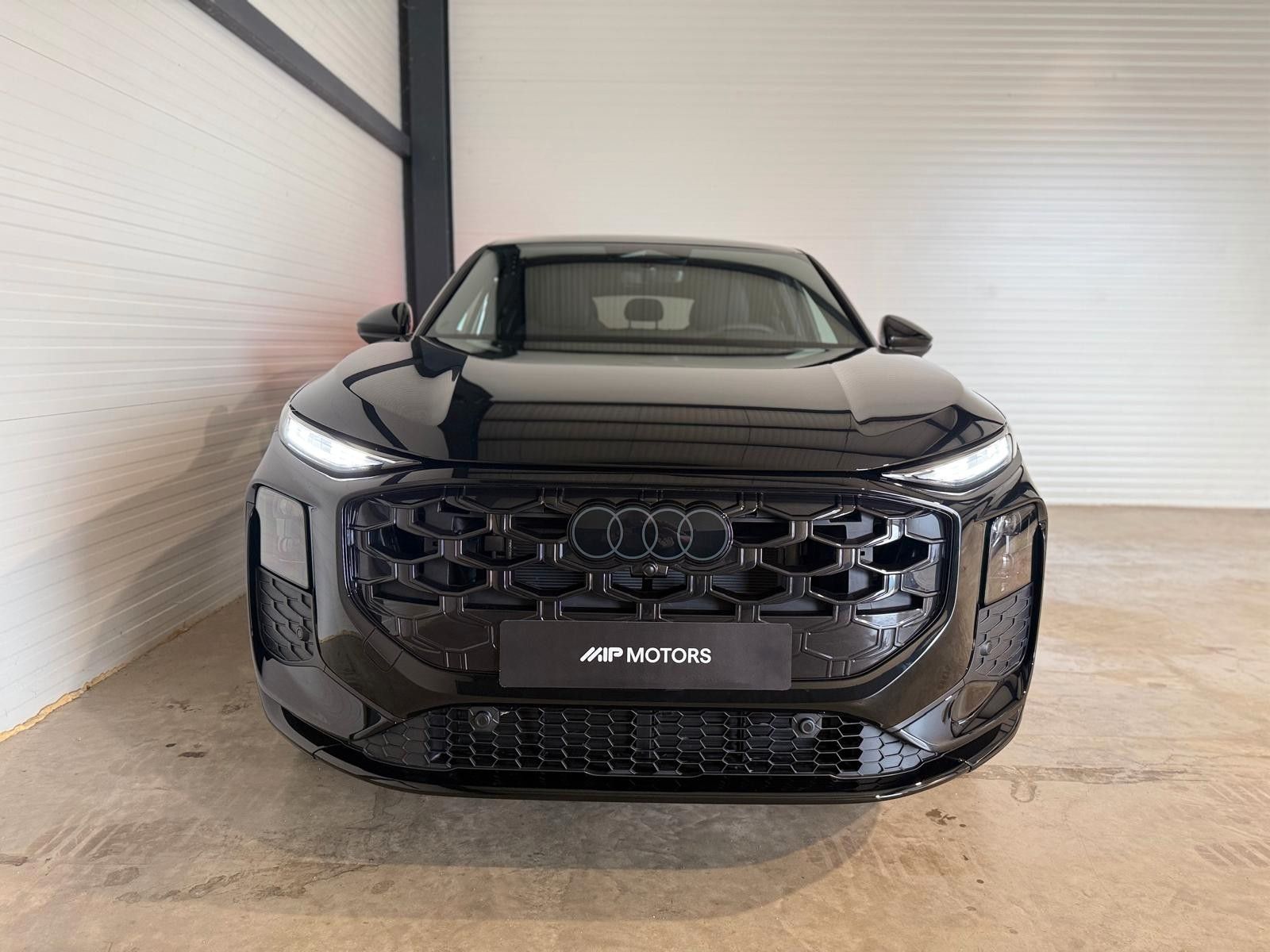 Audi Q3 SB QUATTRO /20"/SONOS/HUD/AHK/PANO/RED-STITCH imagem 2