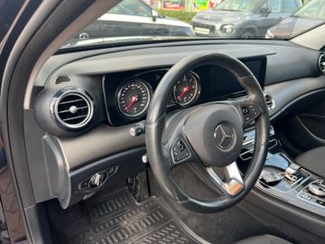 Mercedes E 220 - 10