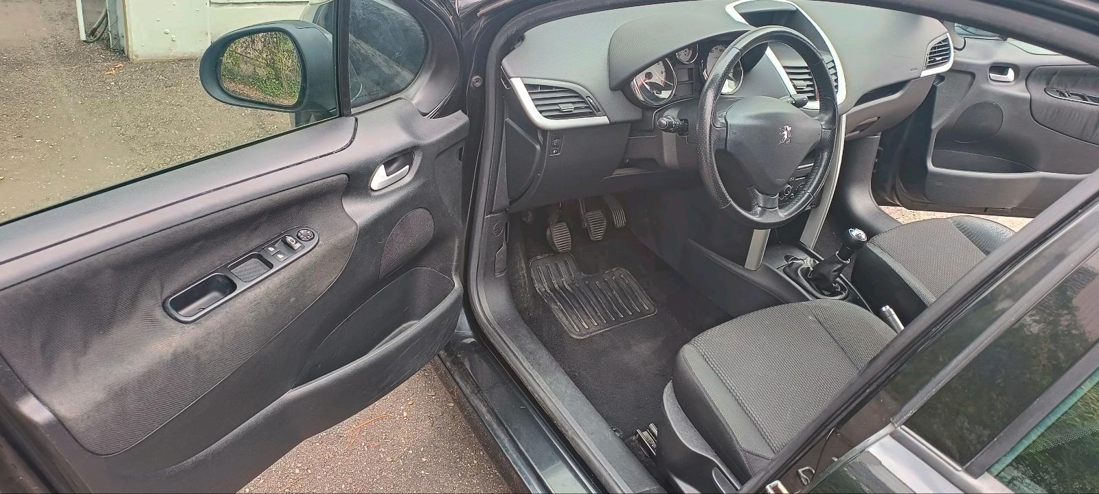 Peugeot 207 2013 — photo 5