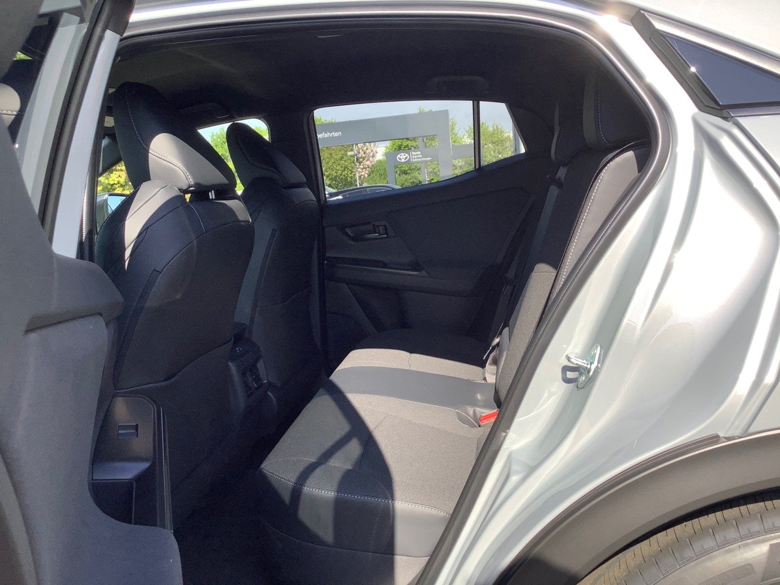 Toyota C-HR - Bild 14
