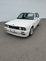 BMW 325i - BMW 325 aus 1988: 325i