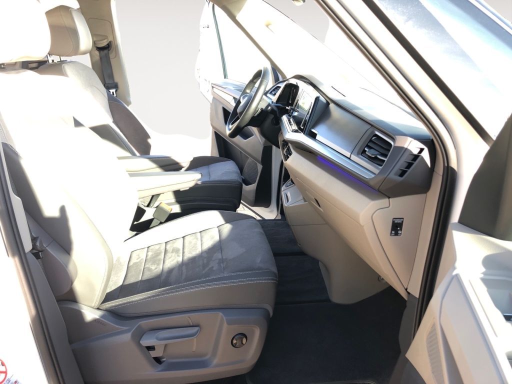 Fahrzeugabbildung Volkswagen T7 Multivan 2,0 TDI LÜ Life Edition IQ.Light