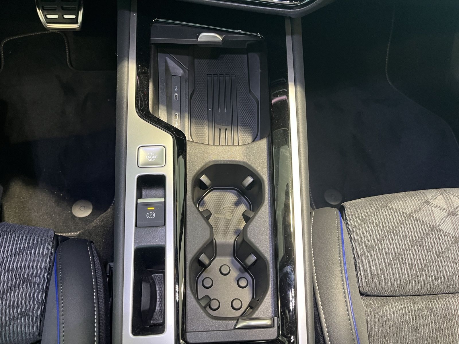 Volkswagen Passat - Bild 22