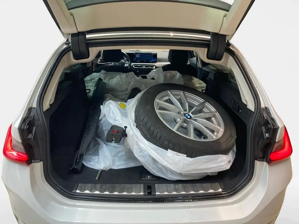 BMW 318 i Touring Aut. AHK+ACC+SHZ+Fernlichtass.+, миниатюра 14