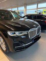 BMW X7 xDrive40i - - scheckheftgepflegte BMW X7