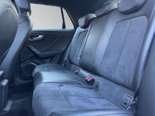 Q2 35 TFSI advanced S-tronic