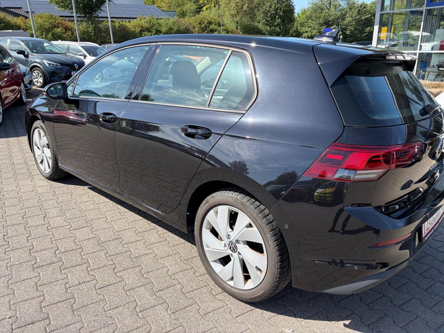 Volkswagen Golf VIII Life eTSI Navi LED Sperrdiff. ACC Appl, миниатюра 17
