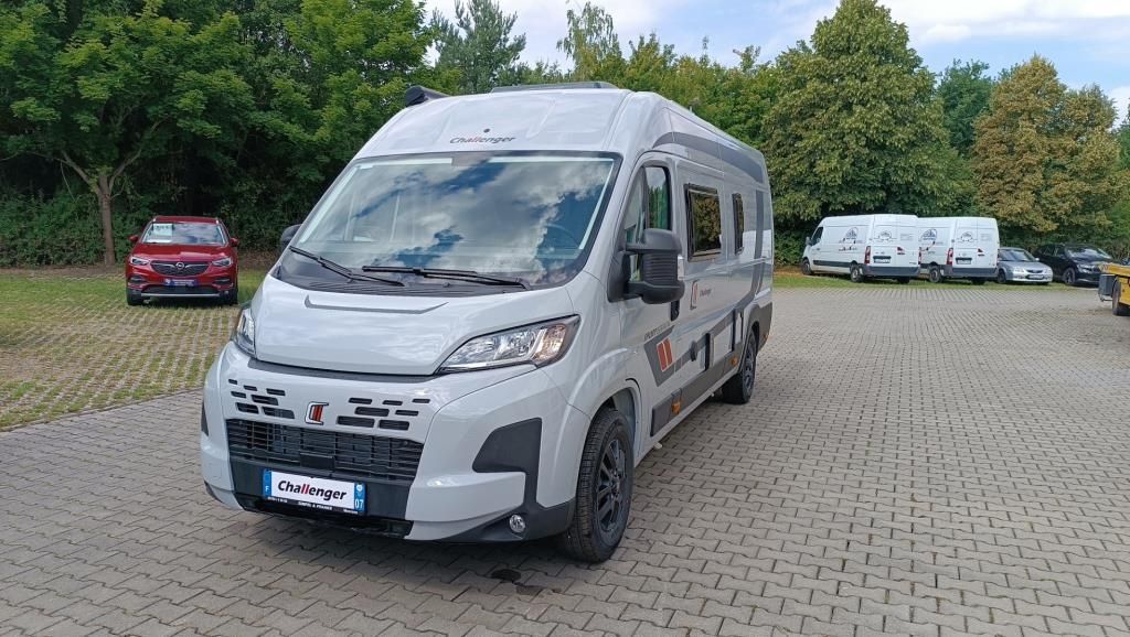 Challenger V217 Sport +Markise+Solar+Connect