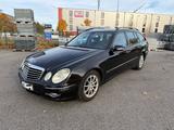 Mercedes-Benz Mercedes Benz E 320 CDI Avangarde Facelift... - gebrauchte Mercedes-Benz E 320 aus dem Jahr 2009